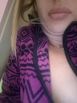 fammefatale1987 online show from November 16, 1:17 pm