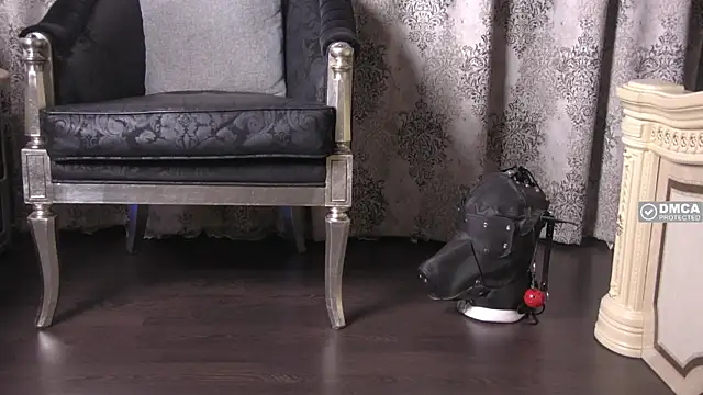 33mistress33 online show from August 6, 9:28 pm