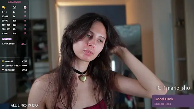 Snapshot of LAUREL_HAZEL chatting on October 25, 6:13 pm LAUREL HAZEL online show from October 25, 6:13 pm