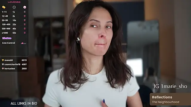 Snapshot of LAUREL_HAZEL chatting on November 1, 10:50 am LAUREL HAZEL online show from November 1, 10:50 am