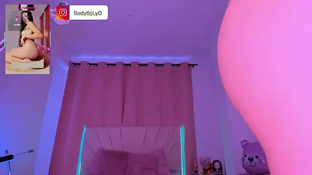 Body69ld online show from July 4, 10:27 pm
