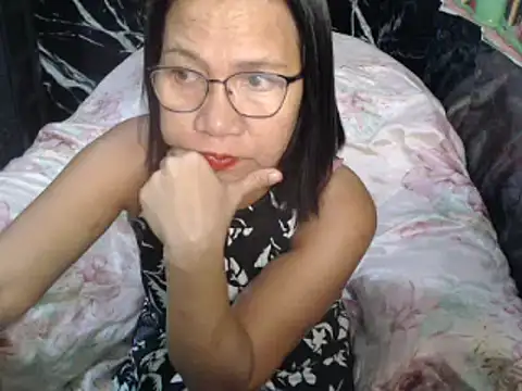 ASIANDOLLY4U online show from April 29, 10:16 pm