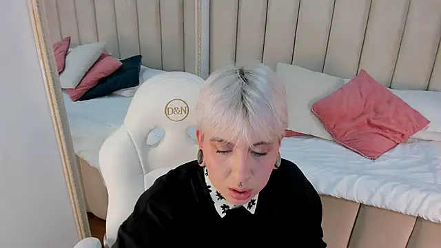 amy ink online show from September 13, 11:32 am