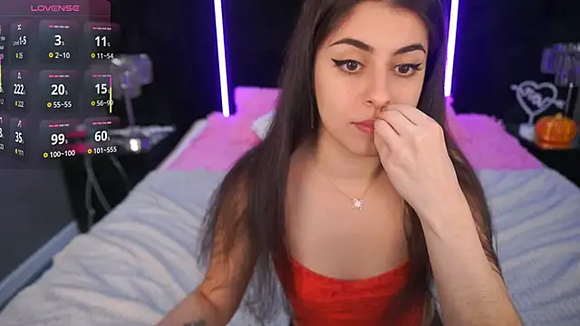 Snapshot of GoldBabyS chatting on November 28, 2:31 pm GoldBabyS online show from November 28, 2:31 pm