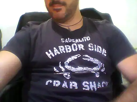 Snapshot of Italian_dark_desire chatting on November 13, 10:47 am Italian dark desire online show from November 13, 10:47 am