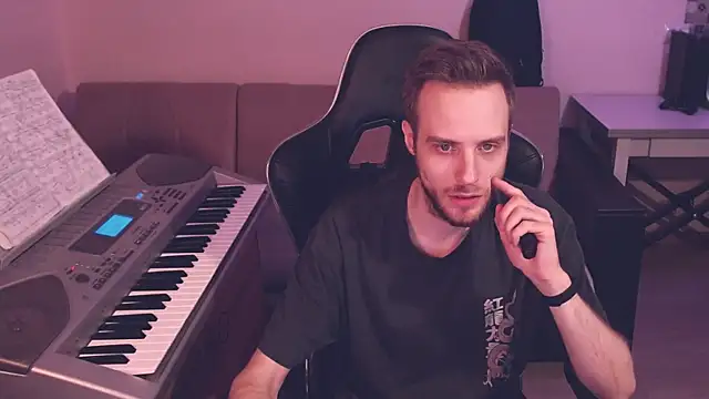 Snapshot of Sweetparker chatting on January 17, 4:04 pm Sweetparker online show from January 17, 4:04 pm