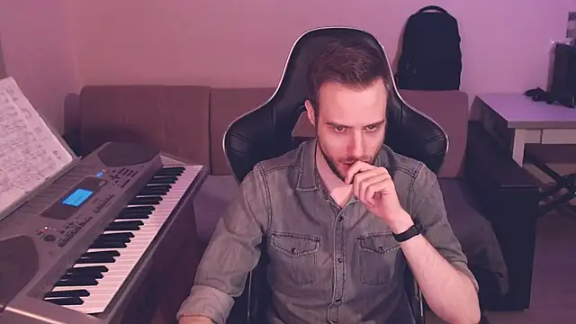 Snapshot of Sweetparker chatting on January 28, 5:54 am Sweetparker online show from January 28, 5:54 am