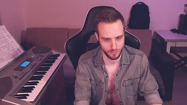 Snapshot of Sweetparker chatting on January 28, 8:57 am Sweetparker online show from January 28, 8:57 am