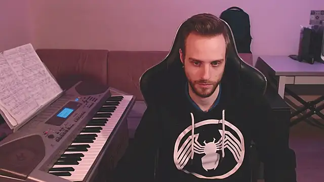 Snapshot of Sweetparker chatting on February 16, 11:59 pm Sweetparker online show from February 16, 11:59 pm