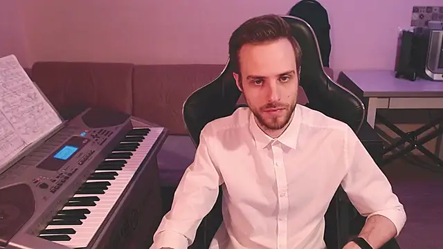 Snapshot of Sweetparker chatting on February 18, 9:42 pm Sweetparker online show from February 18, 9:42 pm