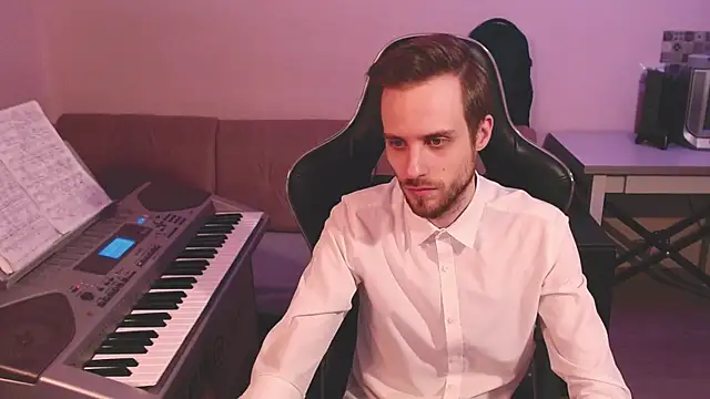 Snapshot of Sweetparker chatting on February 19, 7:06 am Sweetparker online show from February 19, 7:06 am