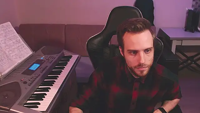 Snapshot of Sweetparker chatting on February 25, 4:24 am Sweetparker online show from February 25, 4:24 am