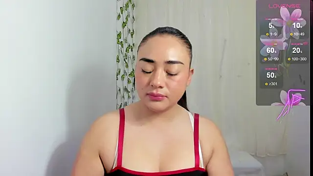 ReyleDoll online show from February 20, 10:10 pm