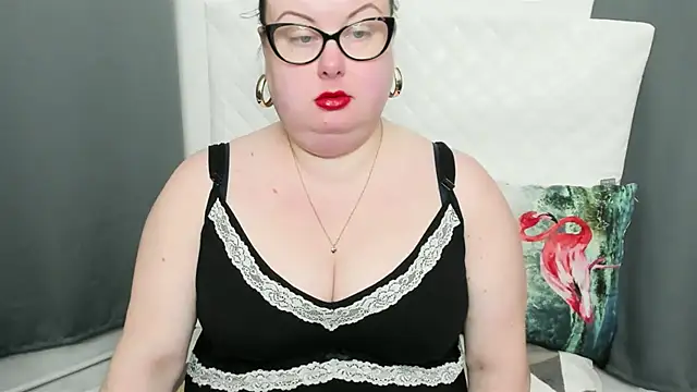 Snapshot of dirtyBonnie chatting on February 20, 5:55 am dirtyBonnie online show from February 20, 5:55 am