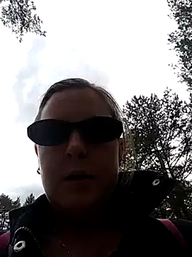Snapshot of SwedishJennifer chatting on May 10, 12:32 pm SwedishJennifer online show from May 10, 12:32 pm