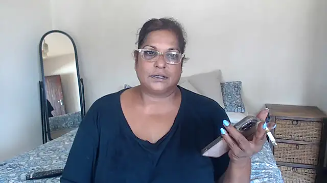 Snapshot of sexylax17 chatting on March 14, 11:48 am sexylax17 online show from March 14, 11:48 am