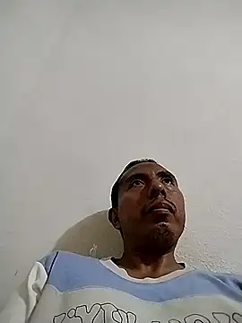 Snapshot of desnudo_Sexoxo chatting on November 28, 2:25 am desnudo Sexoxo online show from November 28, 2:25 am