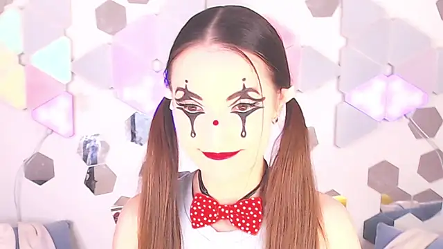 Snapshot of LexiKiss chatting on November 11, 11:05 pm LexiKiss online show from November 11, 11:05 pm