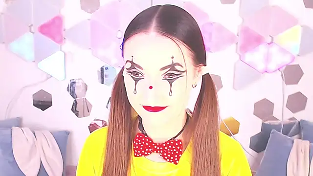 Snapshot of LexiKiss chatting on December 2, 10:38 pm LexiKiss online show from December 2, 10:38 pm