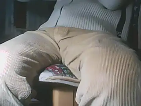 Snapshot of Moro_ra chatting on February 4, 7:44 pm Moro ra online show from February 4, 7:44 pm