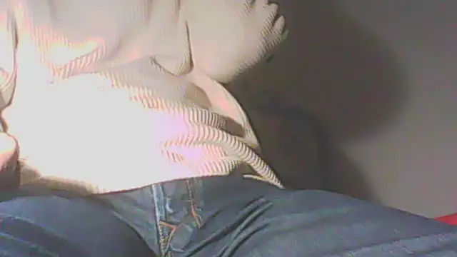 Snapshot of Moro_ra chatting on October 31, 7:26 pm Moro ra online show from October 31, 7:26 pm