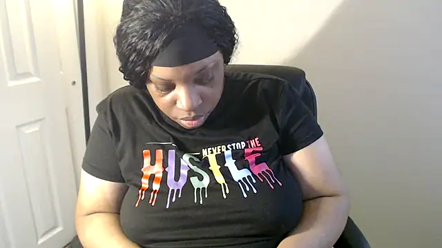Sexymona1218 online show from April 25, 11:02 am