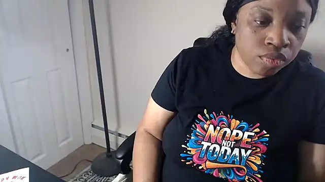 Sexymona1218 online show from May 19, 5:19 pm