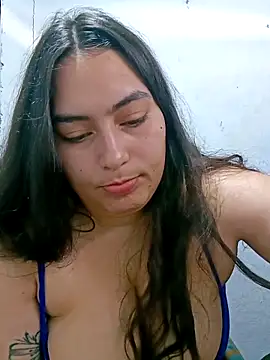 xandra252 online show from May 1, 5:17 pm