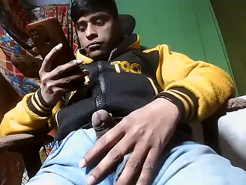 desiboy1101 online show from December 17, 3:28 am