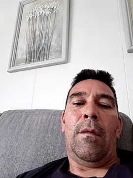 dick81 online show from July 9, 9:41 pm