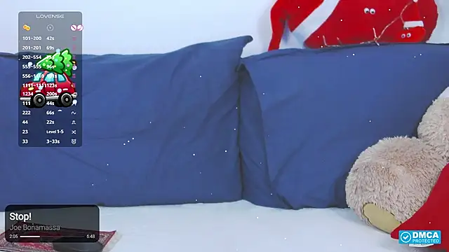 Snapshot of -Lorik- chatting on December 19, 7:43 pm -Lorik- online show from December 19, 7:43 pm