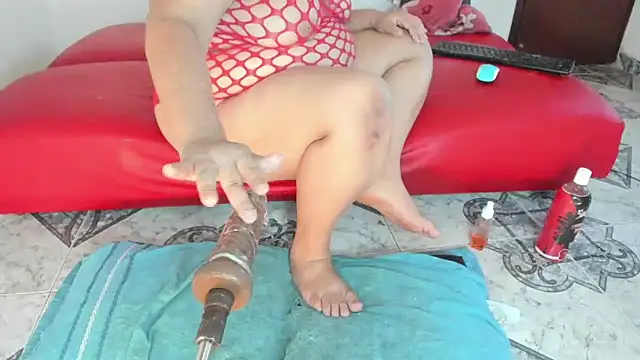 Snapshot of Dakotalove20 chatting on October 26, 5:24 am Dakotalove20 online show from October 26, 5:24 am