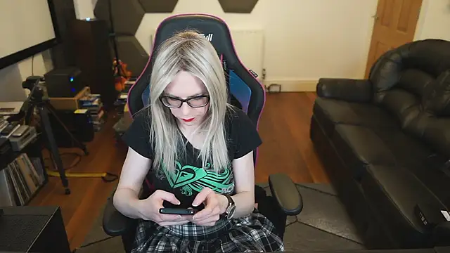 KelseyCobalt online show from February 6, 10:10 pm