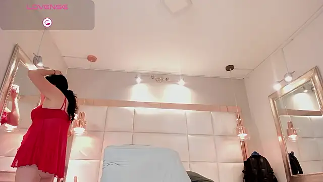 LADY HELLEN online show from February 5, 6:56 pm