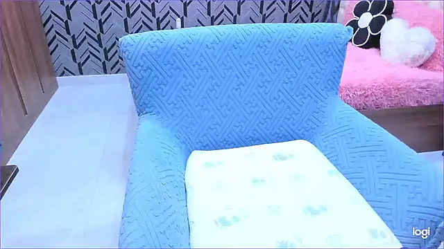 Snapshot of Toyota_Motor_Corporation chatting on November 20, 11:15 pm Toyota Motor Corporation online show from November 20, 11:15 pm