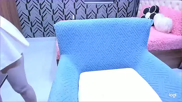 Snapshot of Toyota_Motor_Corporation chatting on December 14, 11:20 pm Toyota Motor Corporation online show from December 14, 11:20 pm