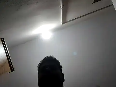 Snapshot of Aneesh007m chatting on February 25, 12:26 pm Aneesh007m online show from February 25, 12:26 pm