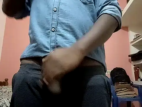 Snapshot of Aneesh007m chatting on March 22, 5:38 pm Aneesh007m online show from March 22, 5:38 pm