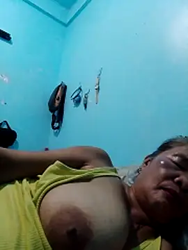 sexylizzy4u online show from March 3, 4:46 pm