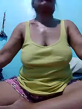 Snapshot of sexylizzy4u chatting on March 23, 1:59 pm sexylizzy4u online show from March 23, 1:59 pm