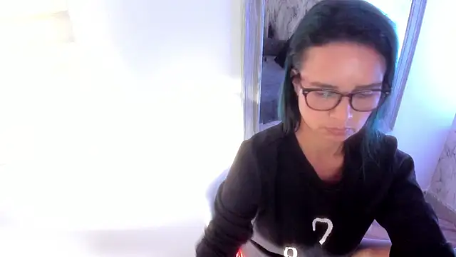 BrianaGarner online show from February 12, 10:04 pm