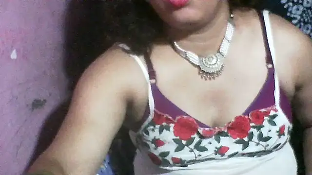 Snapshot of koyel90 chatting on June 22, 6:16 pm koyel90 online show from June 22, 6:16 pm