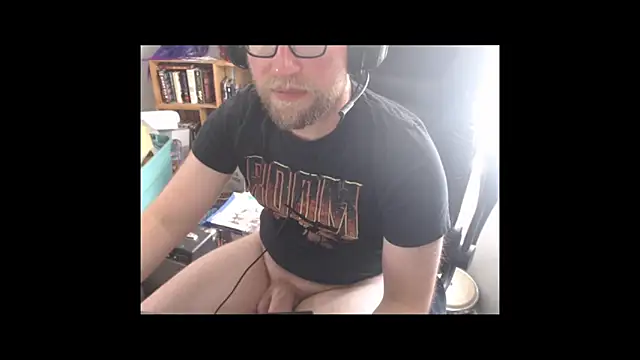 dragonhammer42 online show from May 20, 7:42 pm