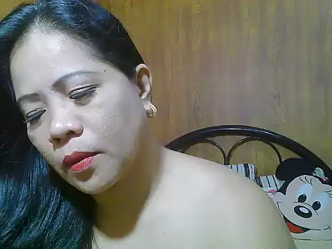 xsweetlips69x online show from May 23, 1:04 pm