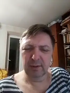 Snapshot of Pokaz2020 chatting on May 17, 7:54 pm Pokaz2020 online show from May 17, 7:54 pm