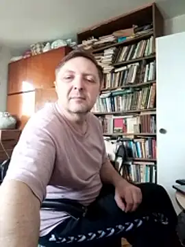 Snapshot of Pokaz2020 chatting on May 25, 10:32 am Pokaz2020 online show from May 25, 10:32 am