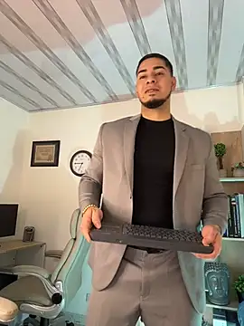 Dimitri Colleman online show from November 22, 9:14 pm