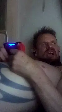 Snapshot of Skody31 chatting on December 18, 10:51 am Skody31 online show from December 18, 10:51 am