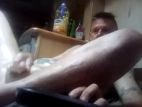 Snapshot of Skody31 chatting on December 30, 10:01 pm Skody31 online show from December 30, 10:01 pm