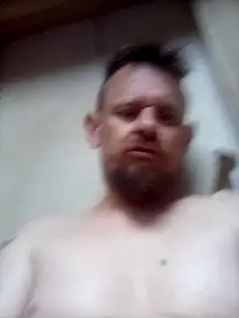 Snapshot of Skody31 chatting on January 1, 6:26 am Skody31 online show from January 1, 6:26 am